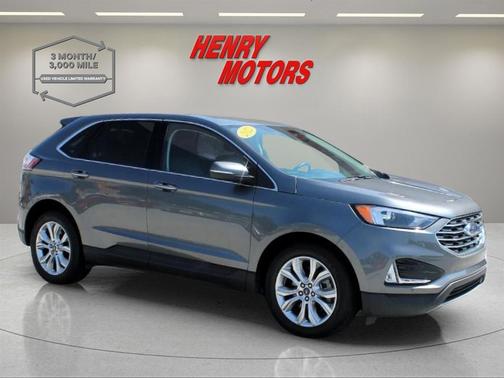 2022 Ford Edge Titanium