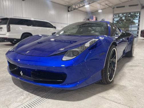 2015 Ferrari 458 Italia Base