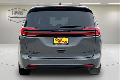 2025 Chrysler Pacifica Limited