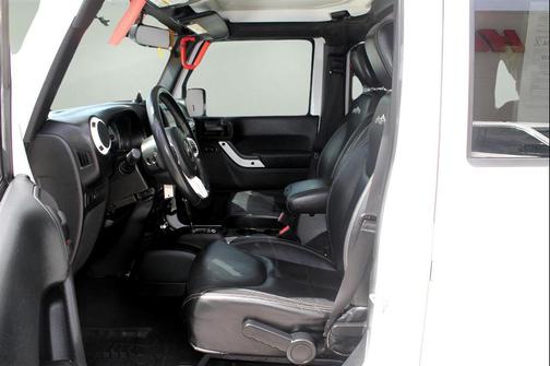 2014 Jeep Wrangler Unlimited Polar Edition