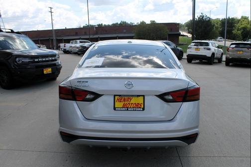 2020 Nissan Altima S FWD