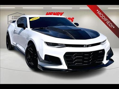White 2018 Chevrolet Camaro ZL1
