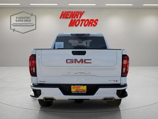 2023 GMC Sierra 1500 AT4