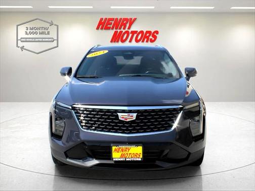 2024 Cadillac XT4 Premium Luxury