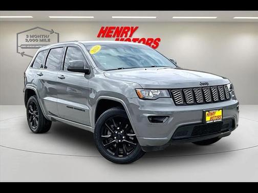 Gray 2021 Jeep Grand Cherokee Laredo