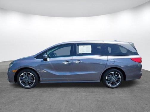 Lunar Silver Metallic 2024 Honda Odyssey Elite