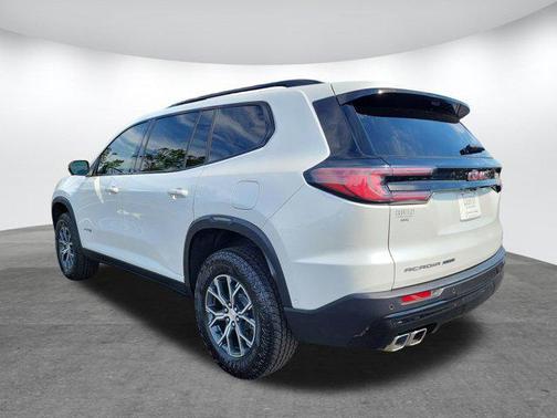 2025 GMC Acadia AWD AT4