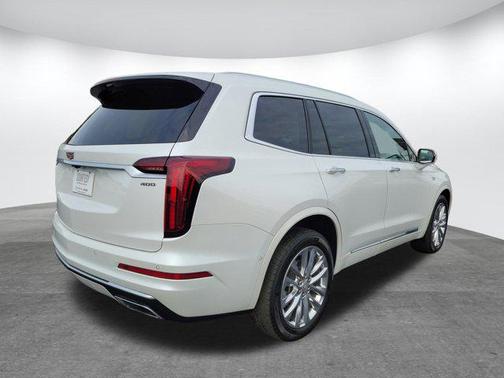 2022 Cadillac XT6 Premium Luxury AWD