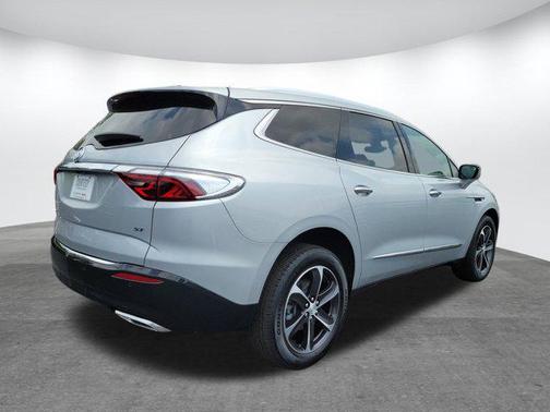 2022 Buick Enclave FWD Essence