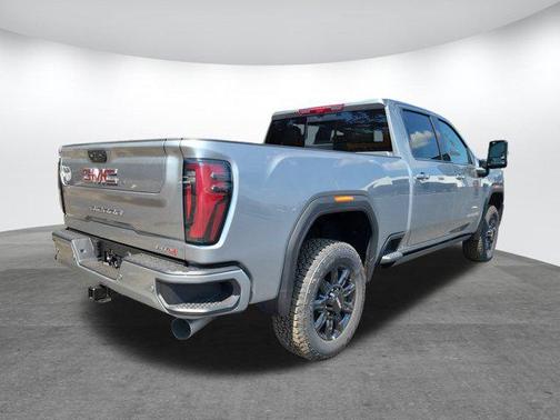 2026 GMC Sierra 2500 AT4