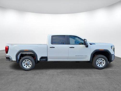 2026 GMC Sierra 2500 Base