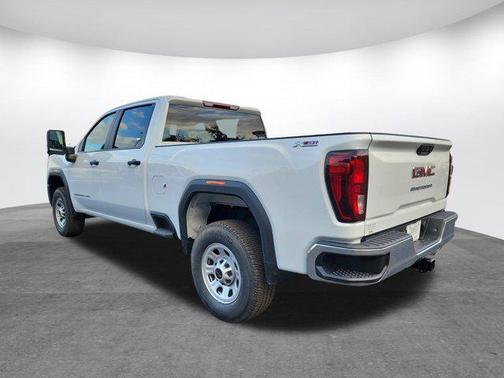 2026 GMC Sierra 2500 Base