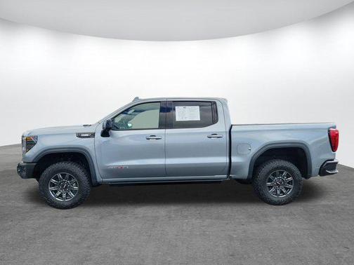 2025 GMC Sierra 1500 AT4X