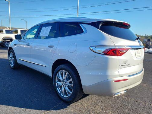 2023 Buick Enclave Premium FWD