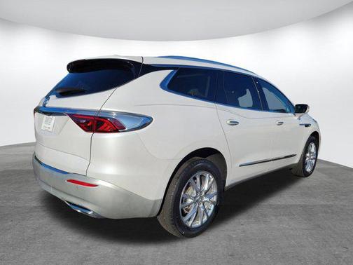 2023 Buick Enclave Premium FWD