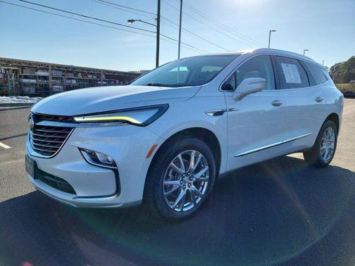 2023 Buick Enclave Premium FWD