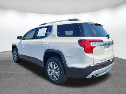 2023 GMC Acadia FWD SLT