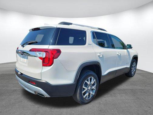 2023 GMC Acadia FWD SLT