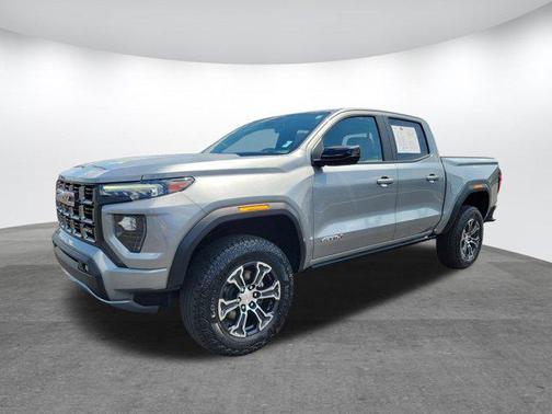 Sterling Metallic 2023 GMC Canyon AT4
