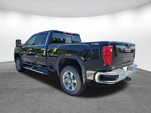 2025 GMC Sierra 2500 SLT