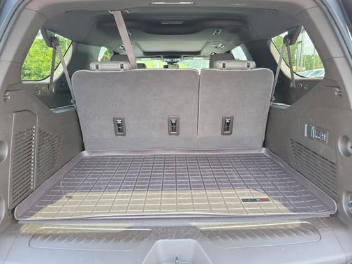 Summit White 2024 GMC Yukon XL SLT