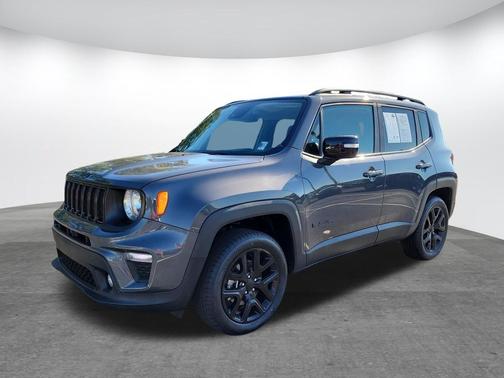 Graphite Gray 2023 Jeep Renegade Altitude