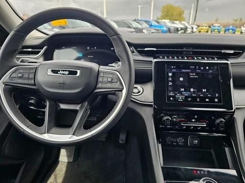 2023 Jeep Grand Cherokee Laredo