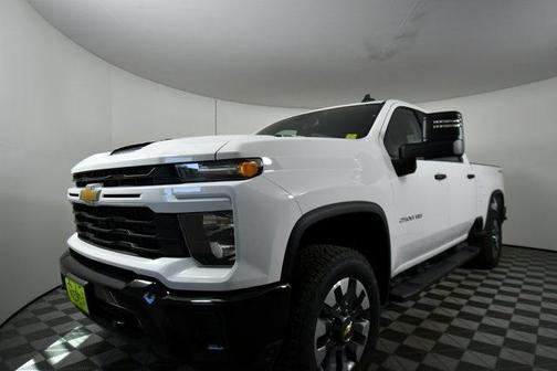 2024 Chevrolet Silverado 2500 Custom