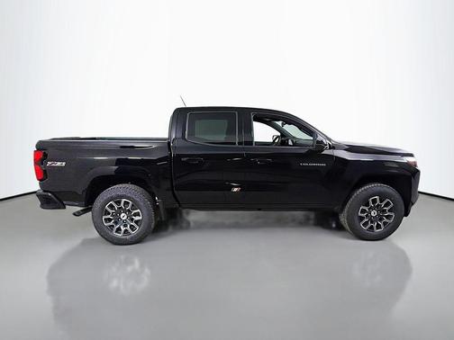 Black 2026 Chevrolet Colorado Z71