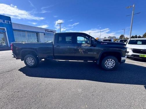 2023 Chevrolet Silverado 3500 LT