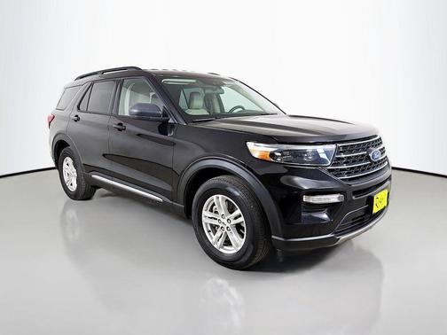 Black Metallic 2020 Ford Explorer XLT