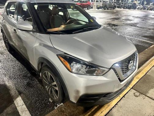 2020 Nissan Kicks SV