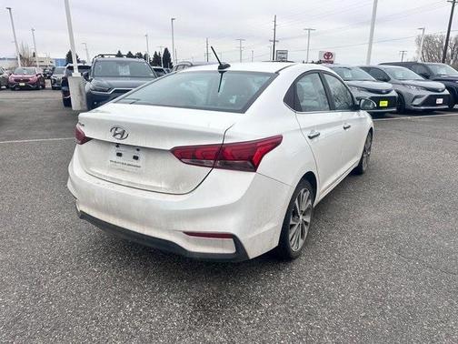 2022 Hyundai Accent Limited