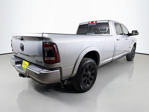 Billet Silver Metallic Clearcoat 2022 RAM 3500 Laramie