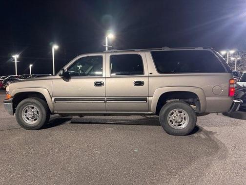 2001 Chevrolet Suburban LS