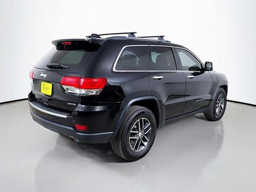 Diamond Black 2017 Jeep Grand Cherokee Limited