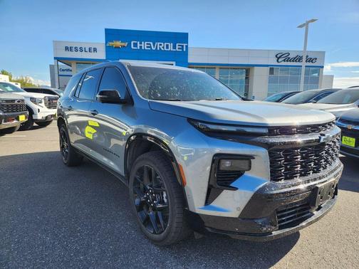 Sterling Gray Metallic 2024 Chevrolet Traverse RS