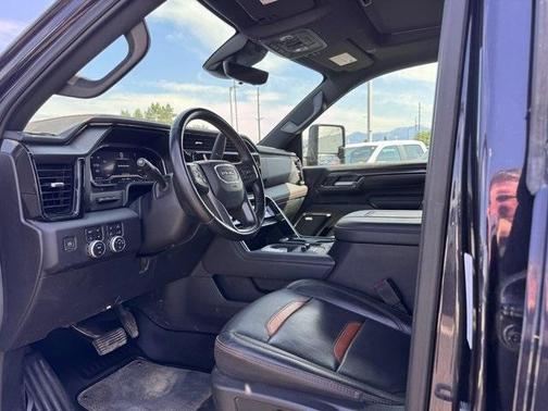 2024 GMC Sierra 3500 AT4