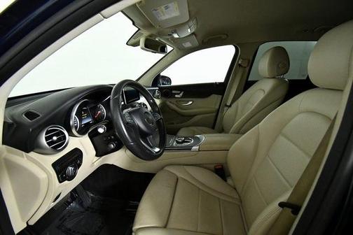 2018 Mercedes-Benz GLC 300 Base 4MATIC