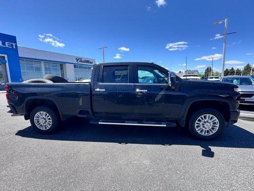 2022 Chevrolet Silverado 2500 High Country