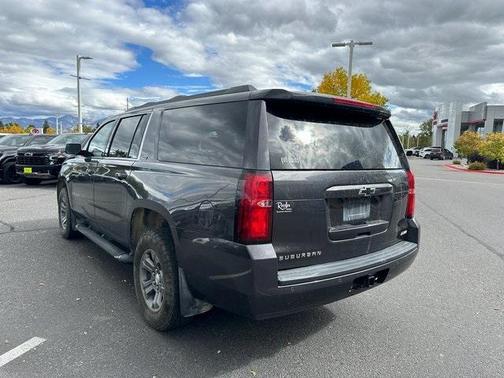 2017 Chevrolet Suburban LT