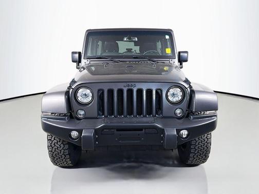 Granite Crystal Clearcoat Metallic 2017 Jeep Wrangler Unlimited Sahara