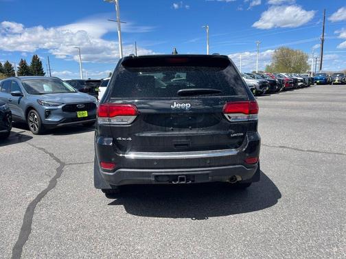 Diamond Black 2022 Jeep Grand Cherokee WK Limited