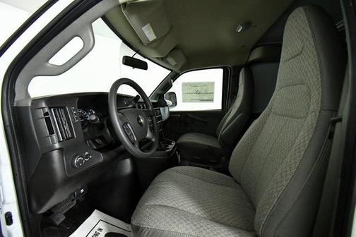 2025 Chevrolet Express 3500 Work Van