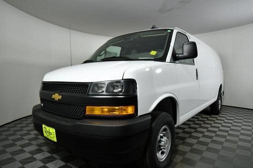 2025 Chevrolet Express 3500 Work Van