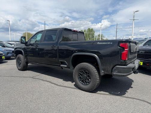 Black 2025 Chevrolet Silverado 2500 ZR2
