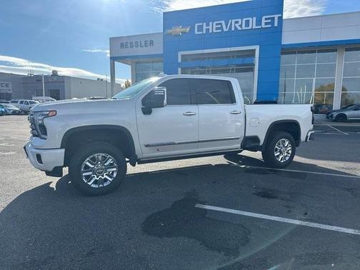 2024 Chevrolet Silverado 3500 High Country