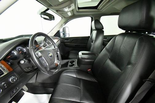 2009 Chevrolet Silverado 2500 LTZ H/D Crew Cab