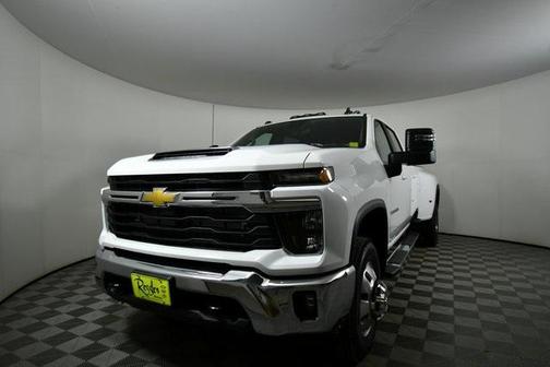 2025 Chevrolet Silverado 3500 LT