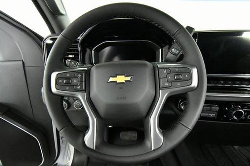 2025 Chevrolet Silverado 3500 LT